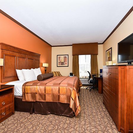 Best Western Plus Midwest Inn & Suites Salina Kültér fotó