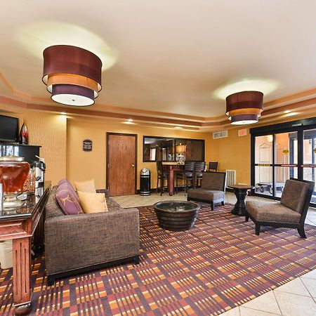 Best Western Plus Midwest Inn & Suites Salina Kültér fotó