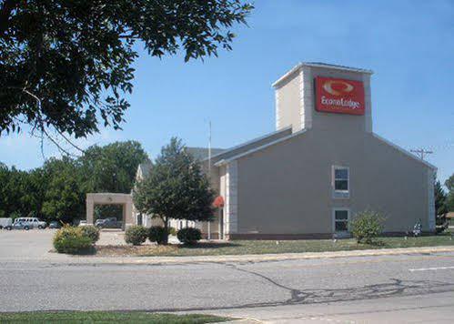 Best Western Plus Midwest Inn & Suites Salina Kültér fotó